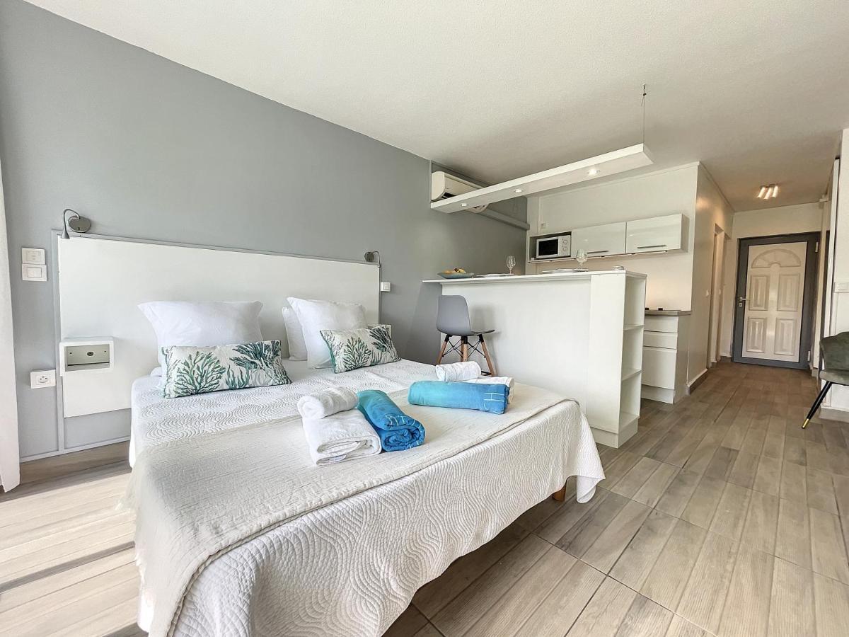 Blue Paradise Studio Avec Acces Privatif Plage Le Gosier  Exterior photo