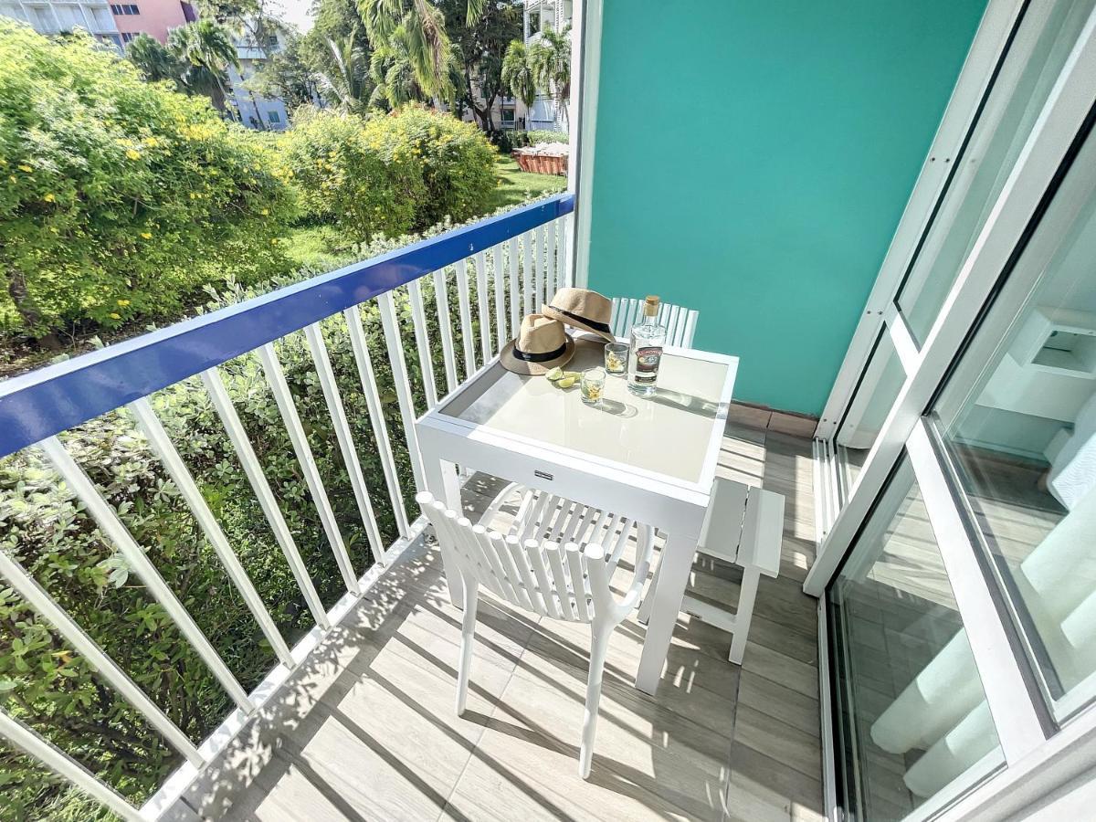 Blue Paradise Studio Avec Acces Privatif Plage Le Gosier  Exterior photo